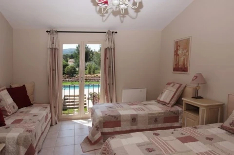 Mas Antolia, vakantiehuisVilla, Provence, people: 12