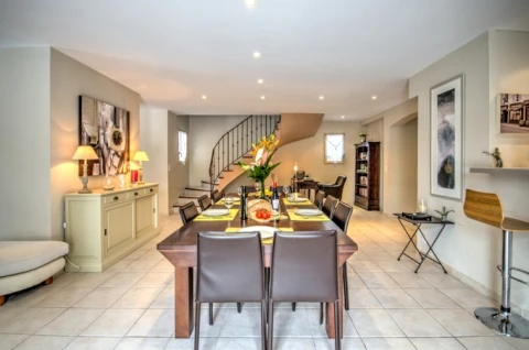 Mas Antolia, vakantiehuisVilla, Provence, people: 12