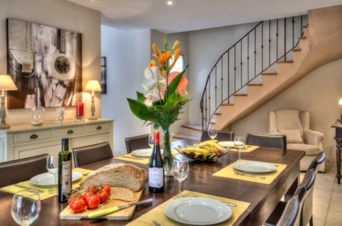 Mas Antolia, vakantiehuisVilla, Provence, people: 12