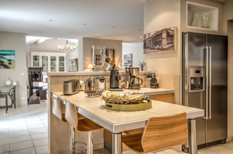 Mas Antolia, vakantiehuisVilla, Provence, people: 12