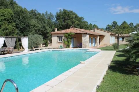 Mas des Etoiles, vakantiehuisVilla, Provence, people: 8