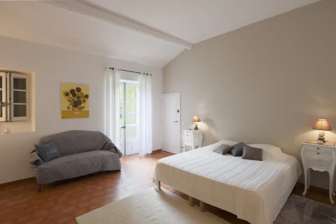 Mas Nenou, vakantiehuisVilla, Provence, people: 16