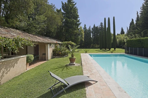 Mas Nenou, vakantiehuisVilla, Provence, people: 16
