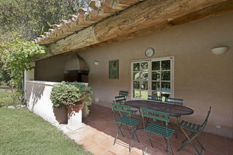 Mas Nenou, vakantiehuisVilla, Provence, people: 16