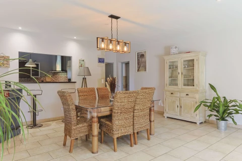 Source de Vie, Vakantiehuis, Provence, people: 6