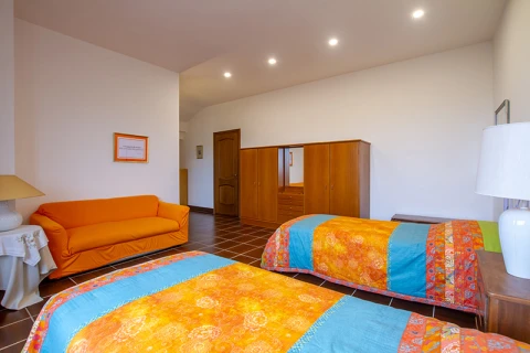 Tenuta Costa Rossa, Vakantiehuis, Piemonte, people: 18