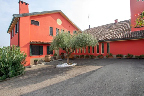 Tenuta Costa Rossa, Vakantiehuis, Piemonte, people: 18