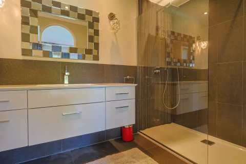 Vakantiehuis in Côte d'azur voor 8 personen - Villa Ajoucadou