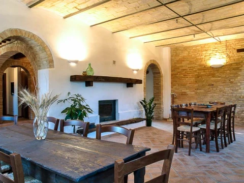 Villa Autentico, vakantiehuisVilla, Le Marche, people: 10