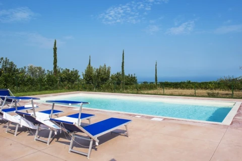 Villa Cupra Marittima, vakantiehuisVilla, Le Marche, people: 11