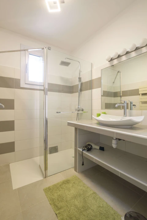 Villa Daco, Vakantiehuis, Provence, people: 6