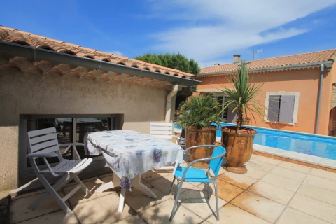 Villa des Oliviers, Vakantiehuis, Provence, people: 4