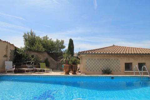 Villa des Oliviers, Vakantiehuis, Provence, people: 4