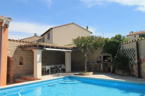 Villa des Oliviers, Vakantiehuis, Provence, people: 4