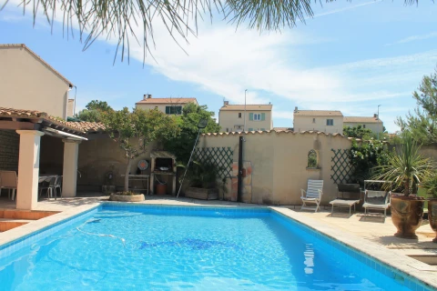 Villa des Oliviers, Vakantiehuis, Provence, people: 4