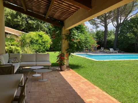 Villa des Prés, Vakantiehuis, Provence, people: 8