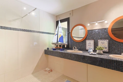 Villa des Prés, Vakantiehuis, Provence, people: 8