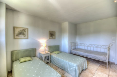 Villa Godindi, vakantiehuisVilla, Provence, people: 12