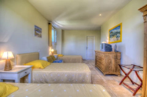 Villa Godindi, vakantiehuisVilla, Provence, people: 12