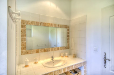 Villa Godindi, vakantiehuisVilla, Provence, people: 12