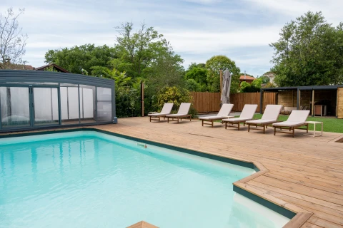 Vakantiehuis in Franse Atlantische kust voor 12 personen - Villa Gujan