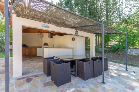 Villa Les Pins, Vakantiehuis, Provence, people: 6