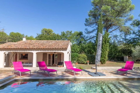 Villa Les Pins, Vakantiehuis, Provence, people: 6