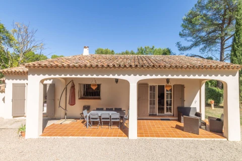 Villa Les Pins, Vakantiehuis, Provence, people: 6