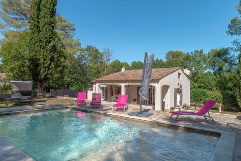 Villa Les Pins, Vakantiehuis, Provence, people: 6