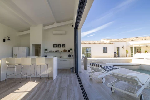 Villa Marie en Provence, Vakantiehuis, Provence, people: 8