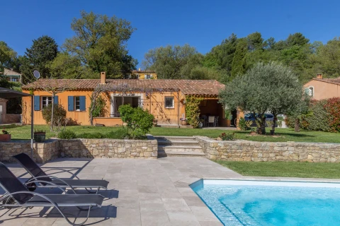 Villa Mirabeau, Vakantiehuis, Provence, people: 6