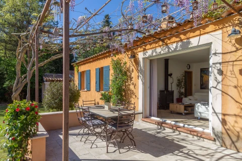 Villa Mirabeau, Vakantiehuis, Provence, people: 6