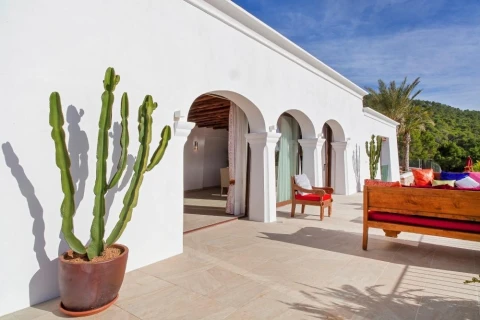 Villa Morna, vakantiehuisVilla, Ibiza, people: 10