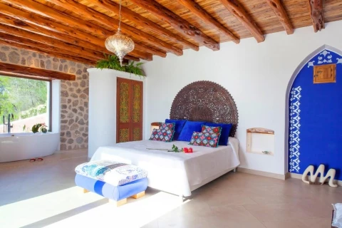 Villa Morna, vakantiehuisVilla, Ibiza, people: 10