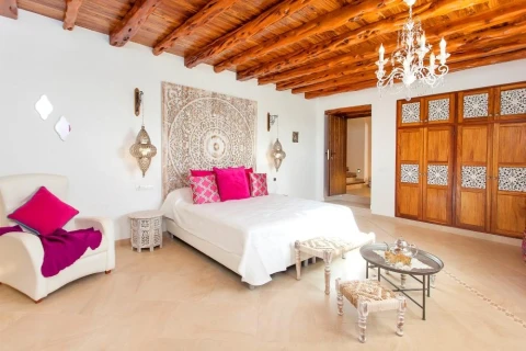 Villa Morna, vakantiehuisVilla, Ibiza, people: 10