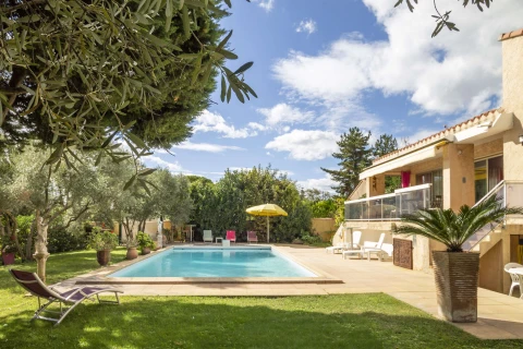 Villa Noria, Vakantiehuis, Provence, people: 6