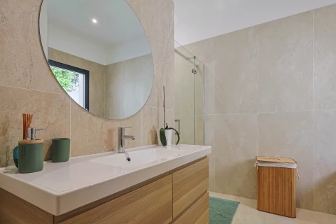 Villa Nova, Vakantiehuis, Languedoc-Roussillon, people: 6