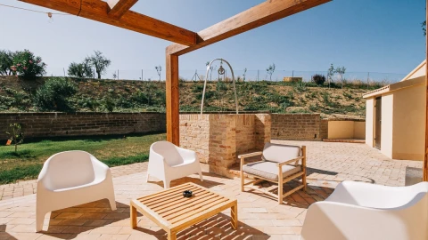 Villa Olivia, vakantiehuisVilla, Le Marche, people: 10