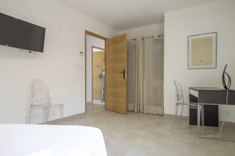 Villa Orsan, Vakantiehuis, Provence, people: 8