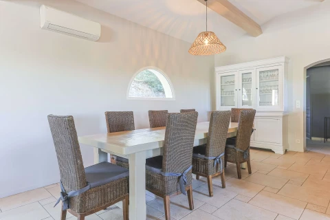 Villa Petite Merveille, Vakantiehuis, Provence, people: 8