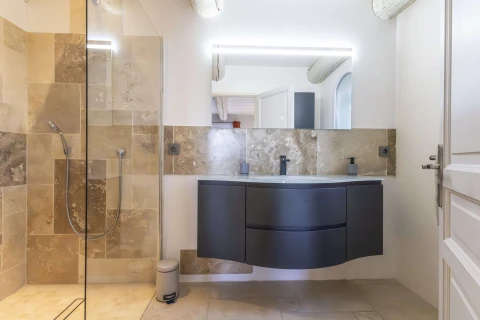 Villa Petite Merveille, Vakantiehuis, Provence, people: 8