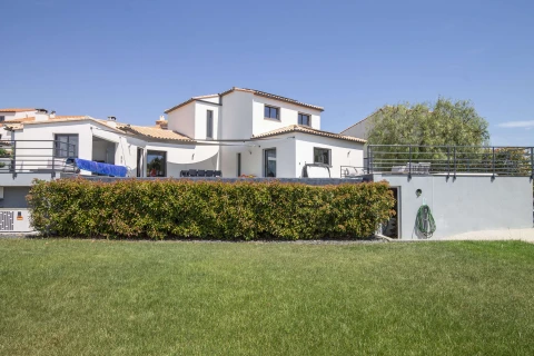 Villa Saint Luc, Vakantiehuis, Languedoc-Roussillon, people: 8