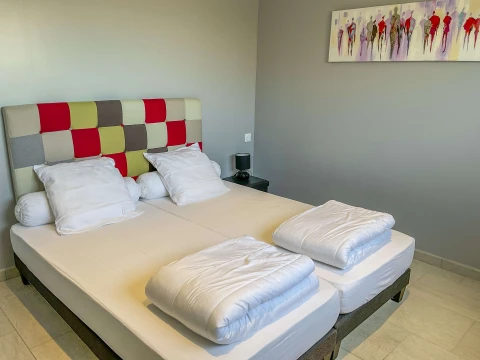 Villa Saint Luc, Vakantiehuis, Languedoc-Roussillon, people: 8