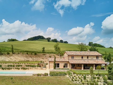 Villa Santo, vakantiehuisVilla, Le Marche, people: 8
