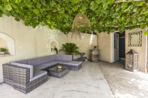 Villa Signargues, Vakantiehuis, Languedoc-Roussillon, people: 6