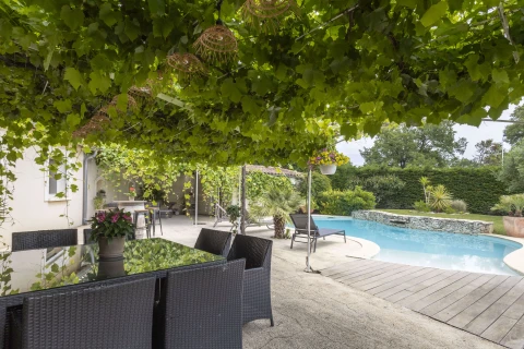 Villa Signargues, Vakantiehuis, Languedoc-Roussillon, people: 6