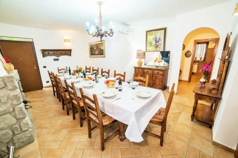 Holiday home in Tuscany for 16 people - Villa sul Lago