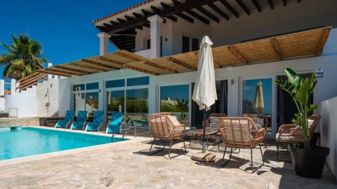 White Bleu, Vakantiehuis, Ibiza, people: 8