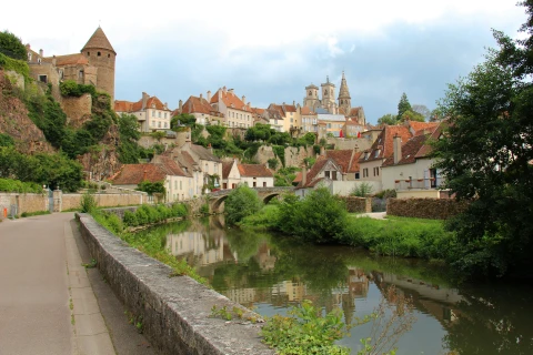 semur-en-auxois-bourgogne